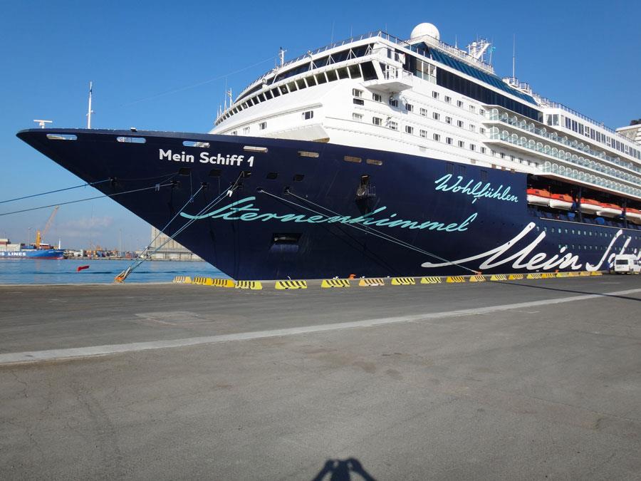 Mein-Schiff-1