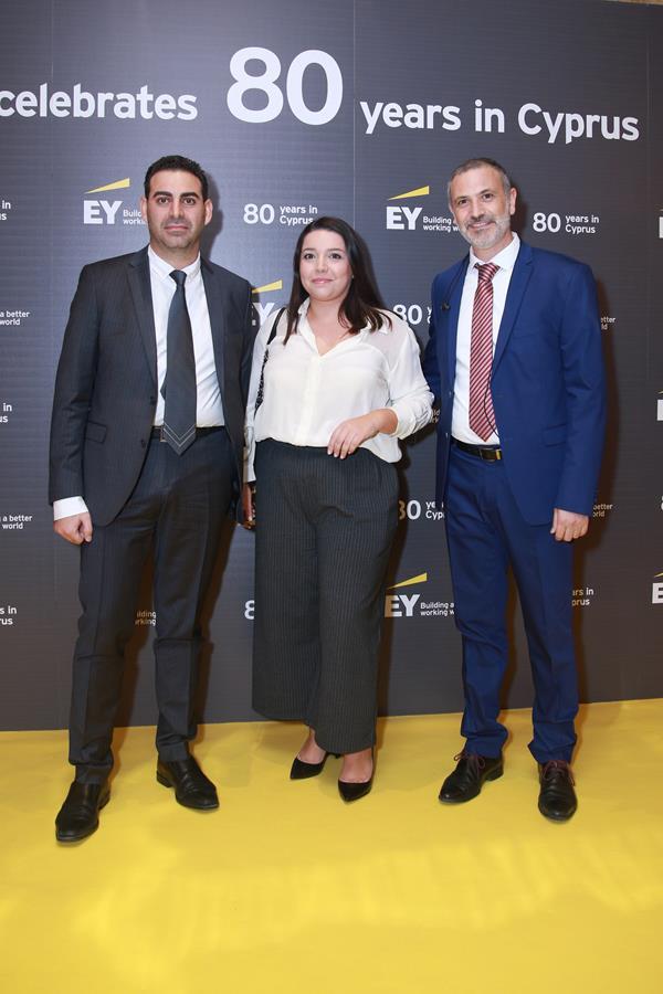 ey15