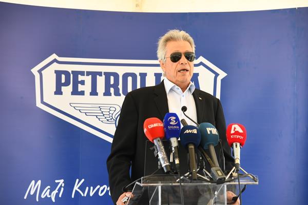 vasilikopetrelaia22lefka