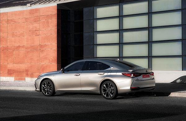 lexus3