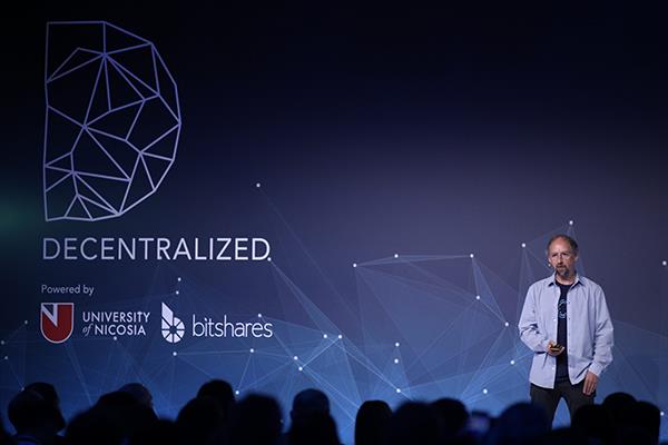 decentralizednews3