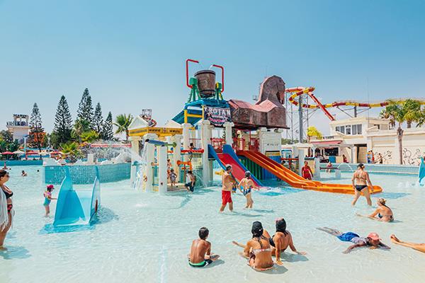 waterworldwaterparkback2