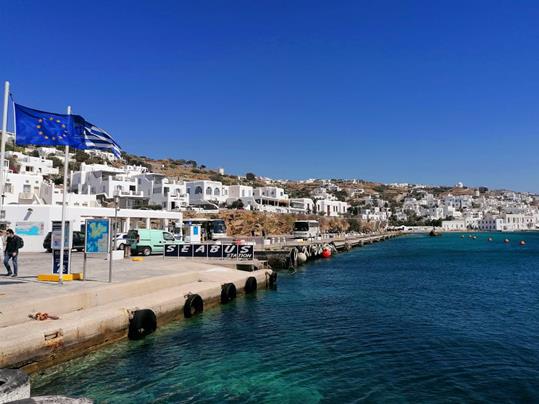 mikonos 