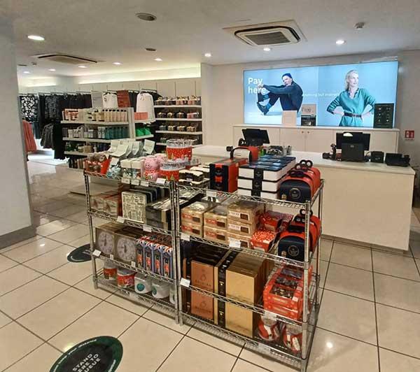 marksandspencermakariou3