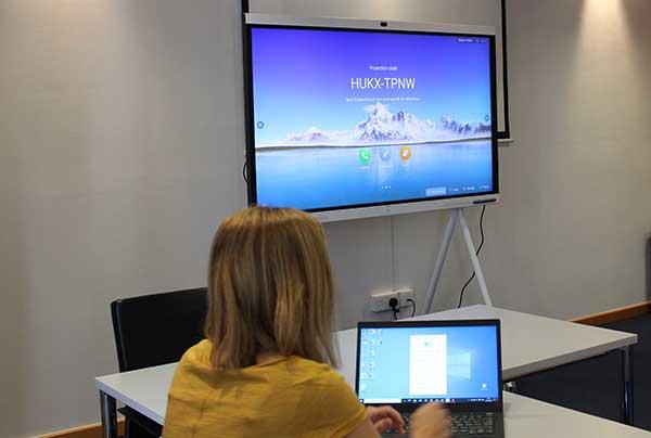 huaweiuni4