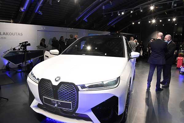 bmwix3
