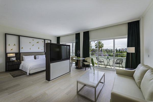 hilton2
