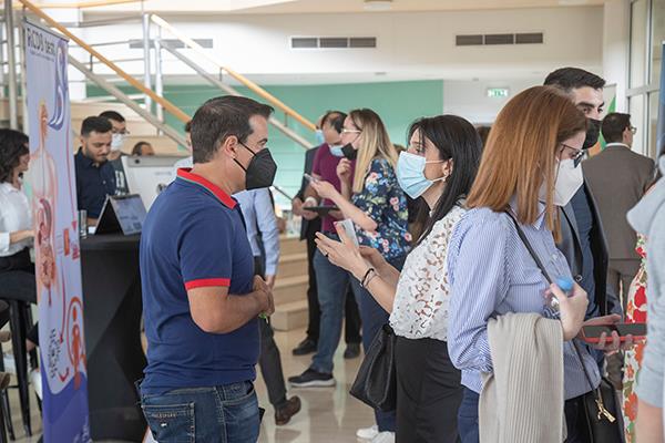 4238453443472446 image