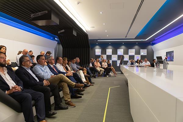 4249613493615186 image