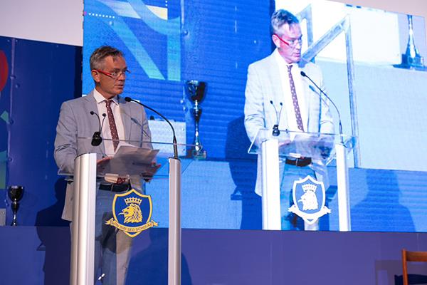 4263452738874017 image