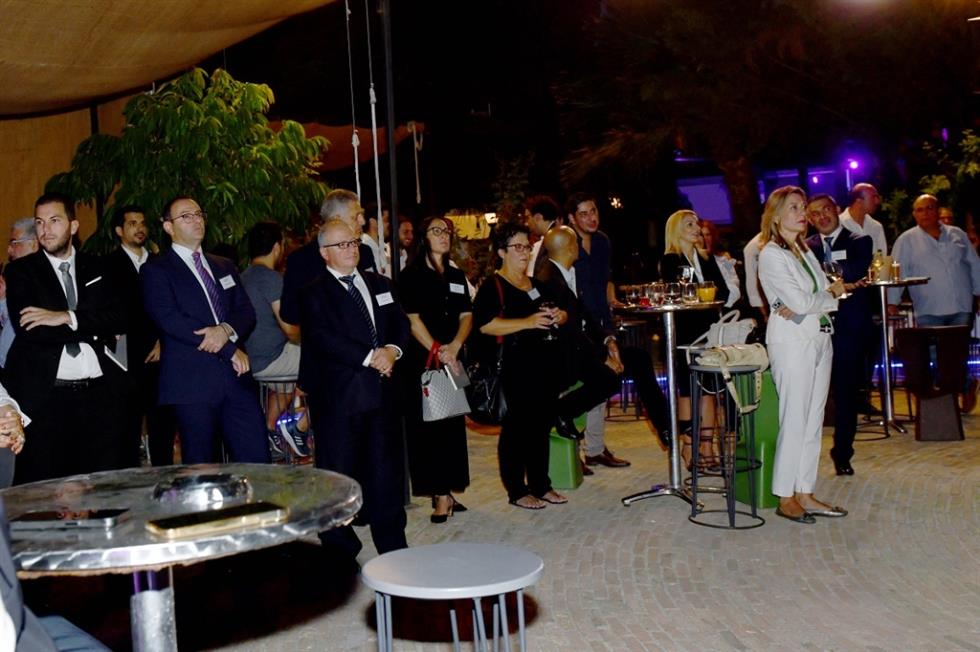 4343954288698626 cam 4