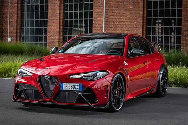 alfaromeogiulia2