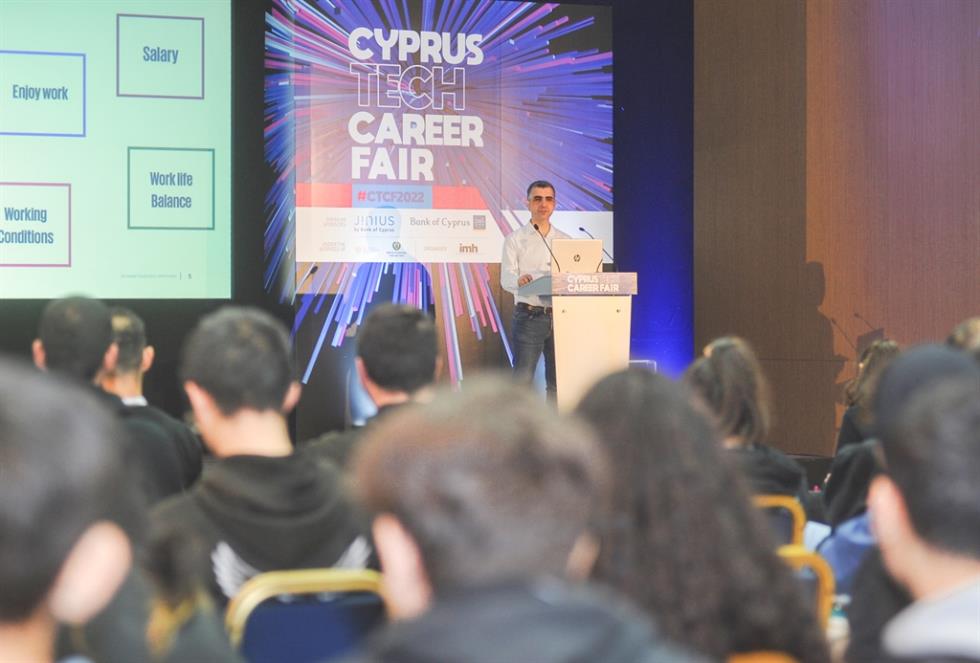 4388877295096341 DSC 4881