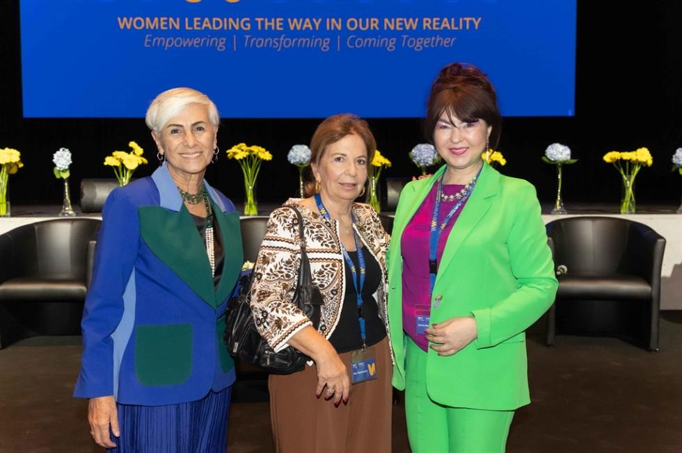 4400777112149227 Viola Edward, Μαίρη Παπαδοπούλου, Aurora Martin