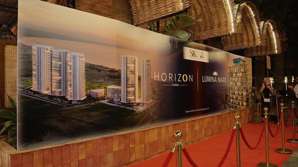 5278723172879876 one