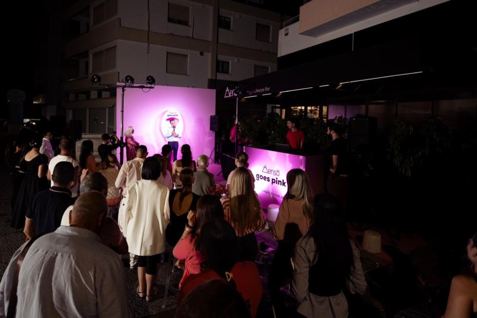 5287142019212519 ENSO GOES PINK (8)