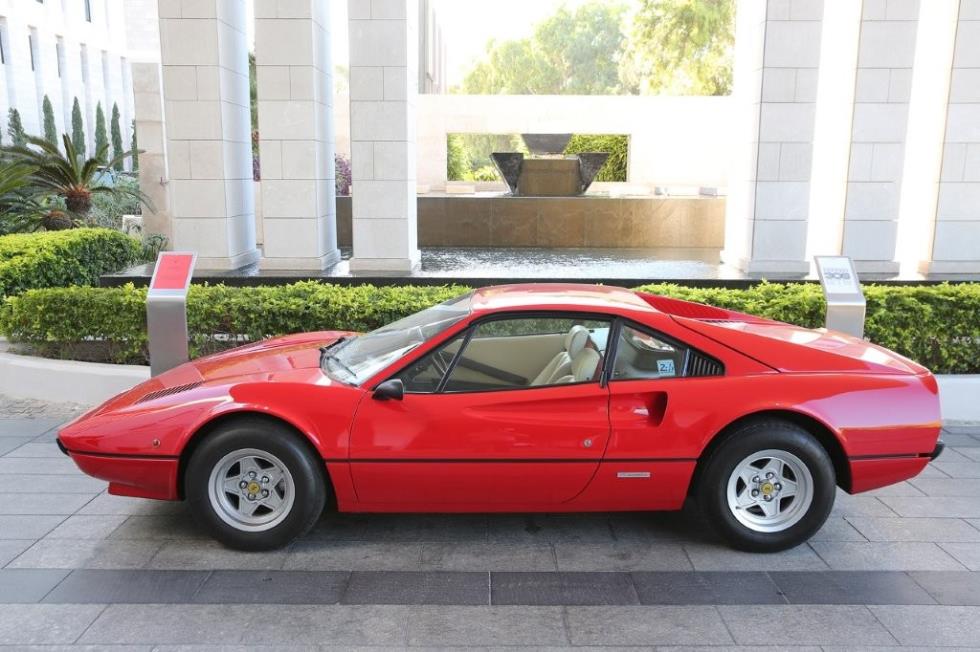 5304570677493453 ferrari 4