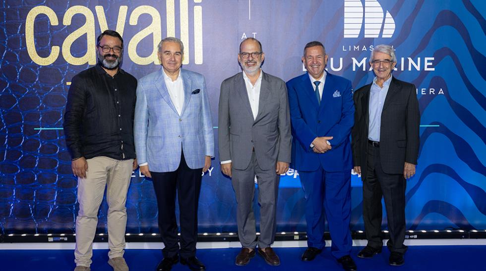 5316677856691038 image