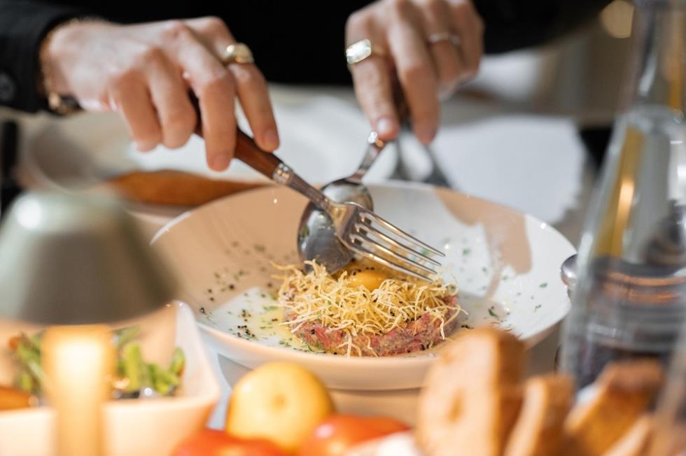 5326100815633997 Parklane Limassol - Restaurants - LPM - Appetisers - Beef Tartare 02 HR