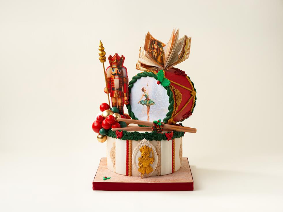 olumbia Confectionery - Christmas Cake