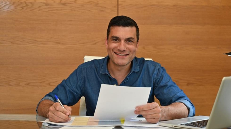 5333993442594489 MixCollage-26-Nov-2025-02-28-PM-9444