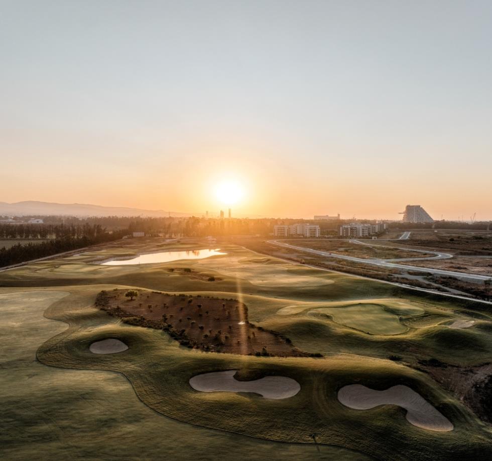 5338152692493247 Limassol Greens sunrise golf hole 10