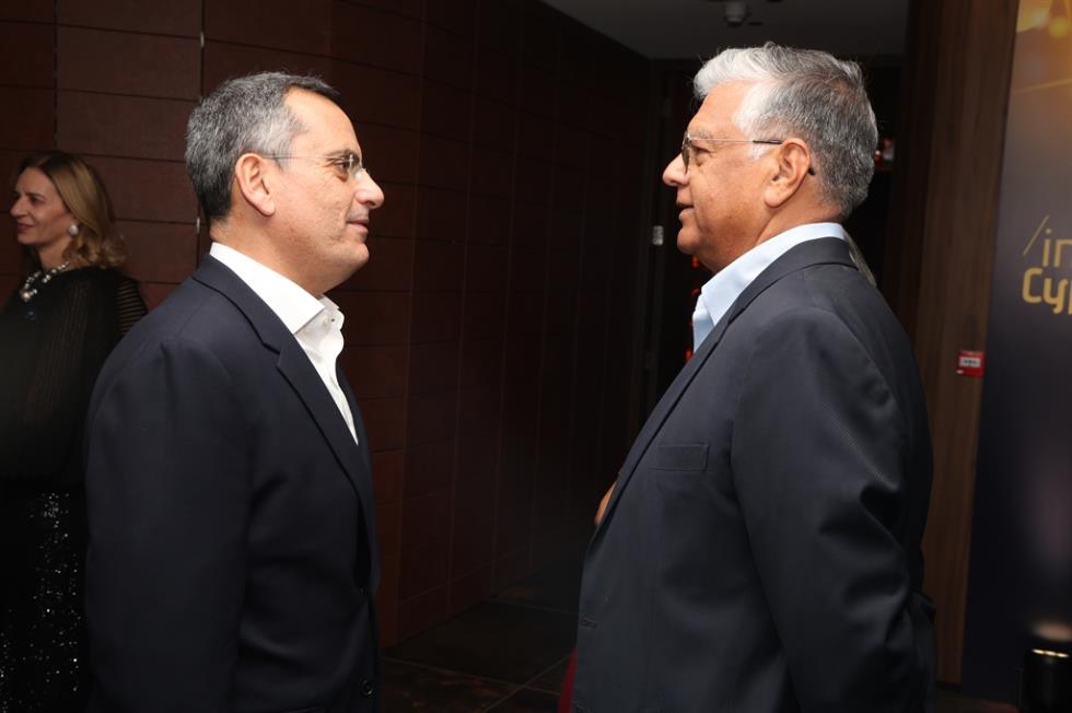 5341647455074644 6A4A9499