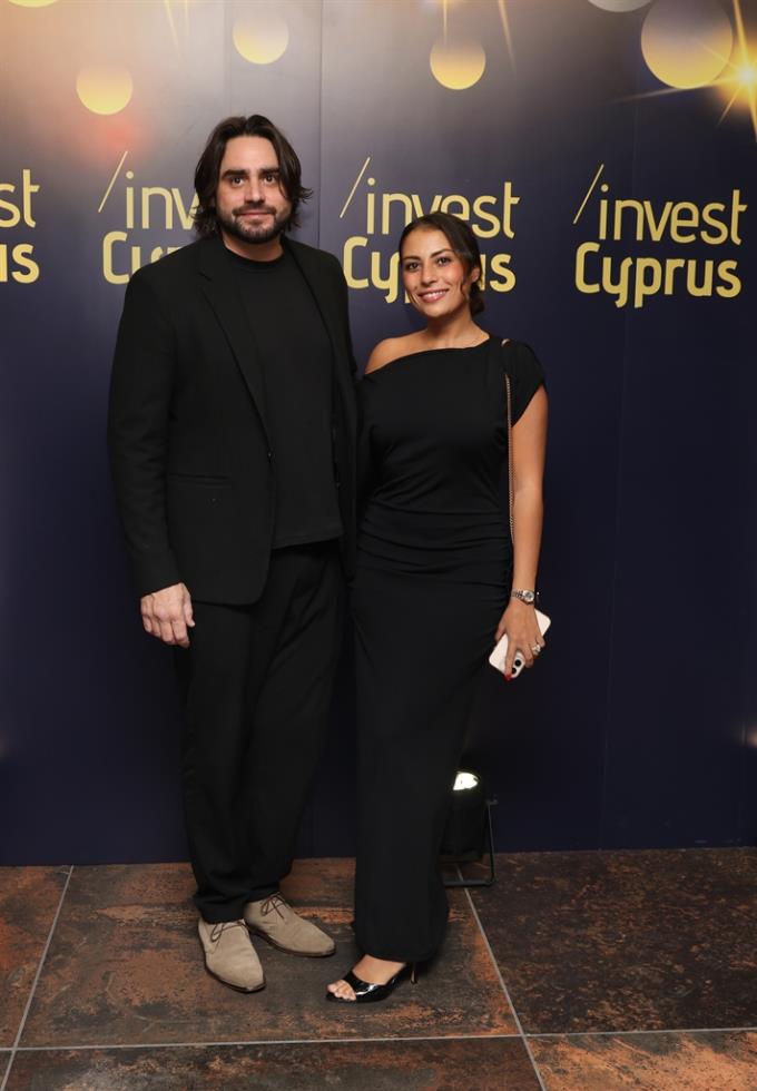 5341653866926460 6A4A9603