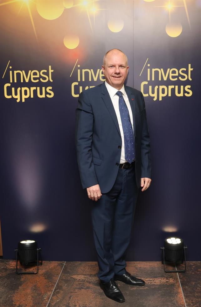 5341655090983122 6A4A9625