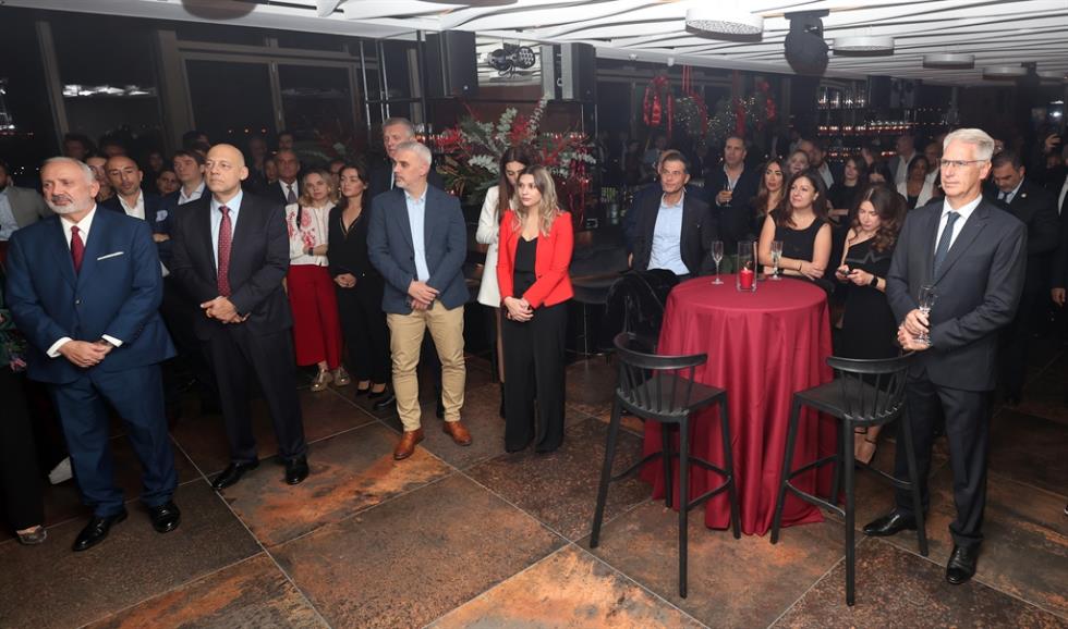 5341660459196155 6A4A9727