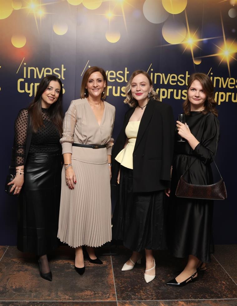 5341663159952335 6A4A9859