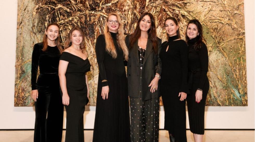 5345168831563003 MixCollage-09-Dec-2025-12-48-PM-8924