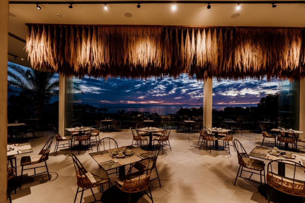 5351305626194421 Resto Bars (6)