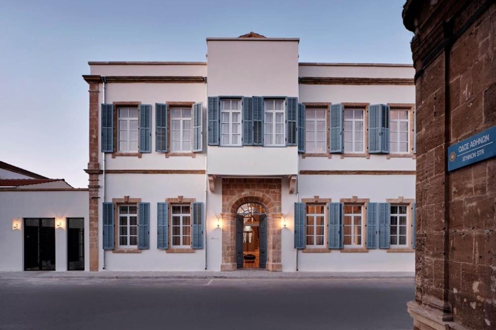 5377171410563892 AMYTH1-1