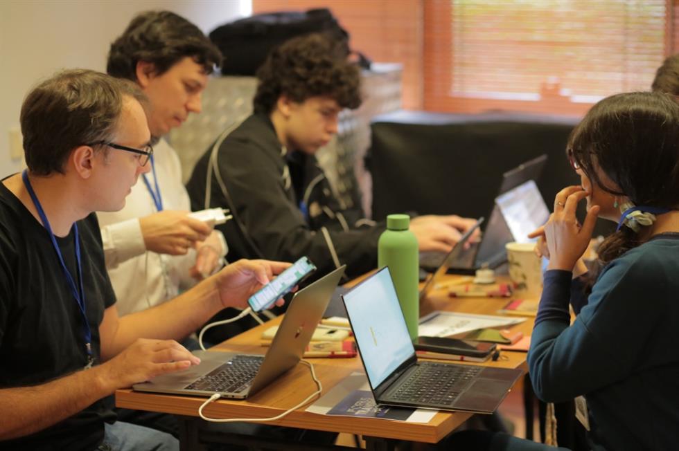 5390883457437461 7N4B9063