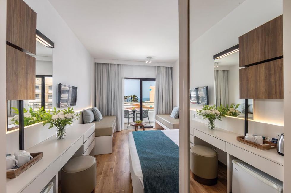 5400361075784270 LOUIS PHAETHON