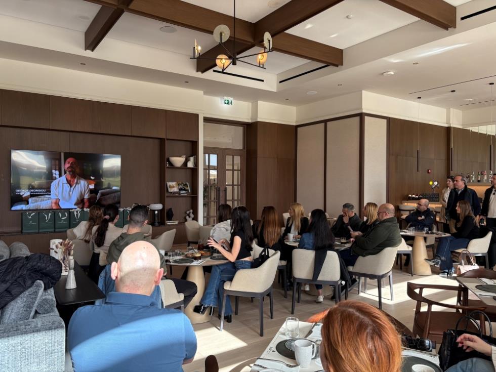 5400525855195152 LG4