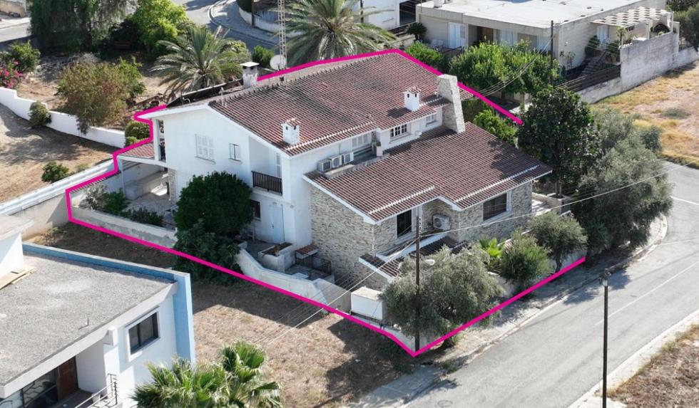 5430632842581167 6. Επαυλη τριών υπνοδωματίων στην Αγλαντζιά 