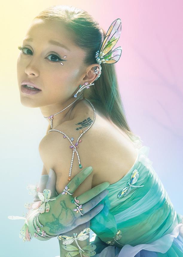 SWA_ArianaGrande4