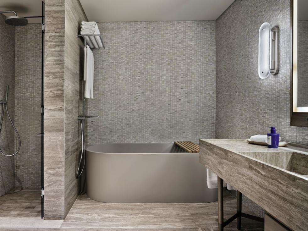 anassa bathroom