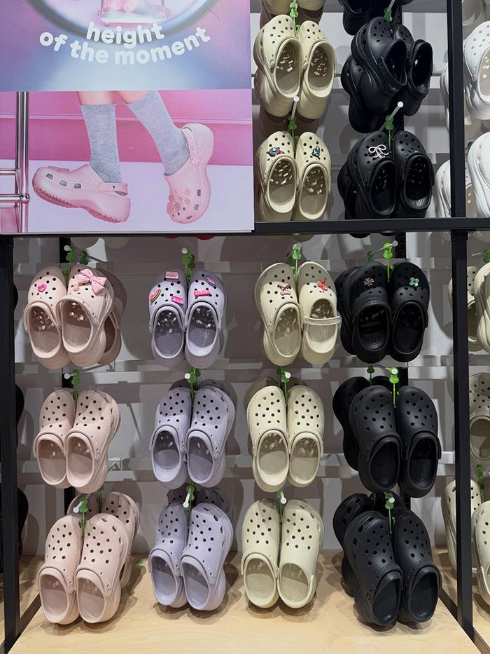 crocs6