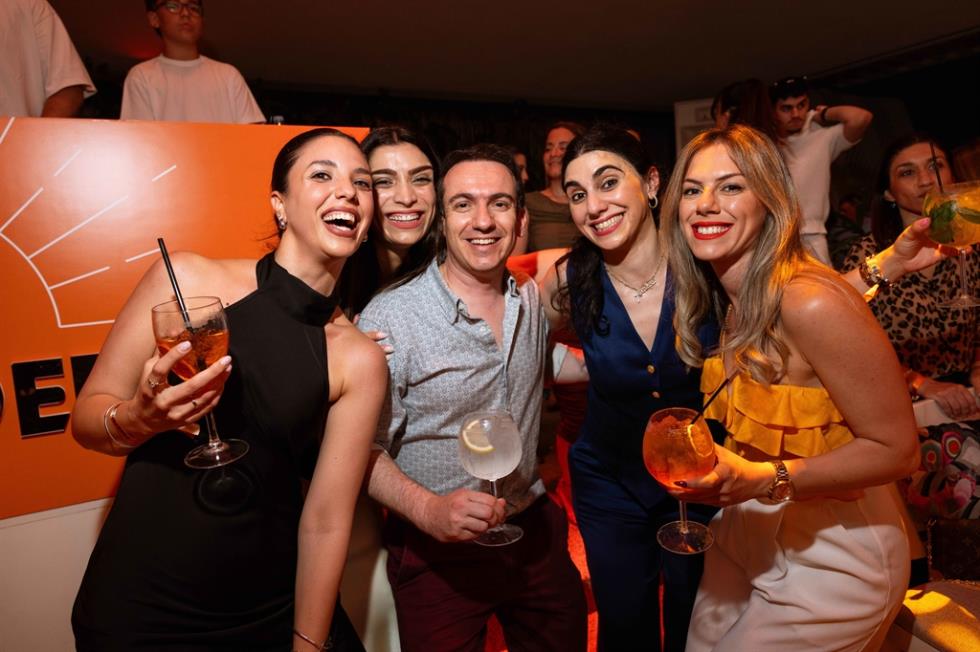 5497387097489550 13. Κωνσταντίνα Κλεάνθους Άννα Αυγουστή Αντώνης Κατσιαρίδης Φαίδρα Ιακωβίδου Κατερίνα Κατσιαρή