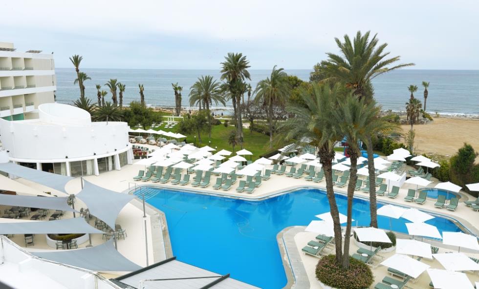 5521400897037878 Imperial main pool 10
