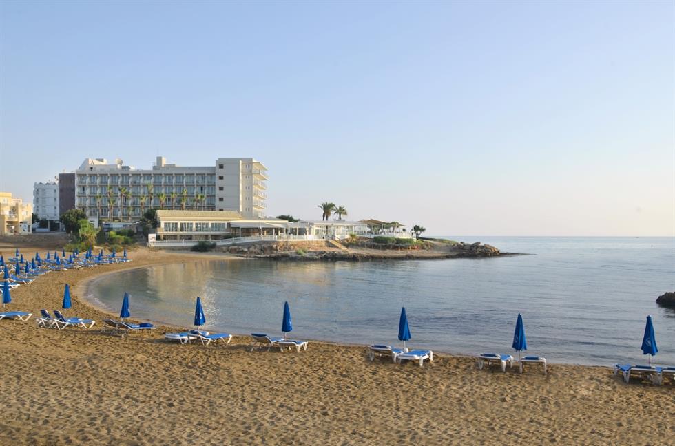 5623329749061516 Pernera Beach